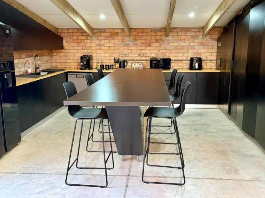 To Let Commercial Property for Rent in Walmer Eastern Cape